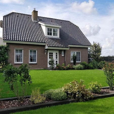 Groot Familiehuis Voor 6 Personen In Landelijke, Rustige Omgeving Breezand Exterior foto