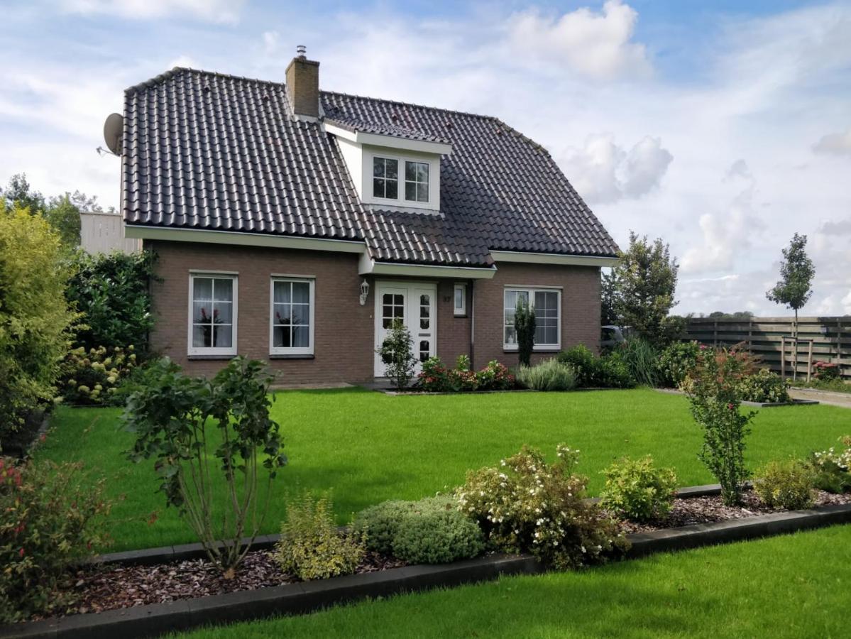 Groot Familiehuis Voor 6 Personen In Landelijke, Rustige Omgeving Breezand Exterior foto